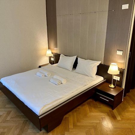 Schiller Apartment - Old Town Sibiu Bagian luar foto