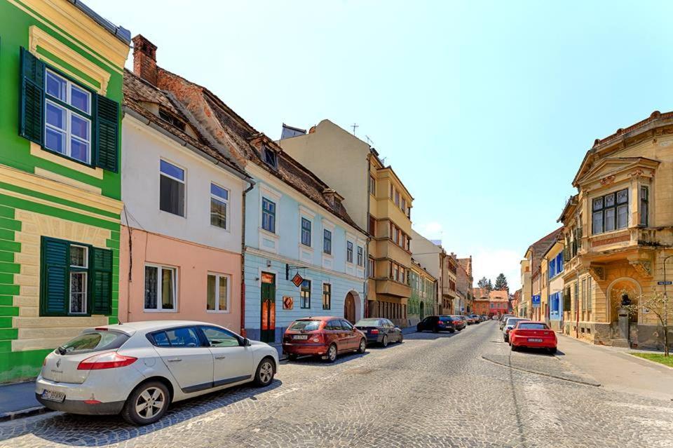 Schiller Apartment - Old Town Sibiu Bagian luar foto
