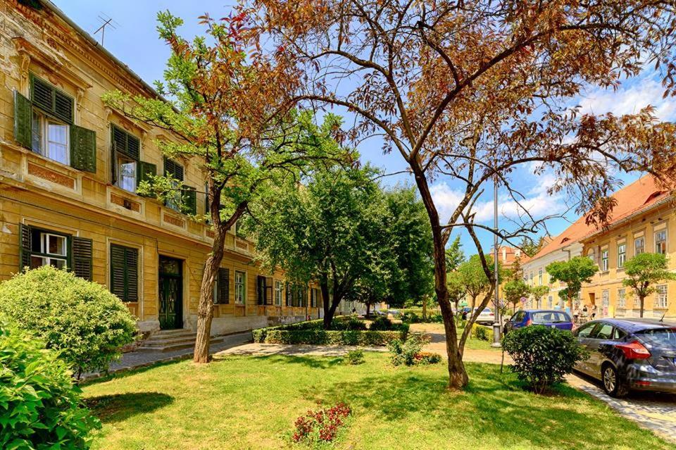 Schiller Apartment - Old Town Sibiu Bagian luar foto