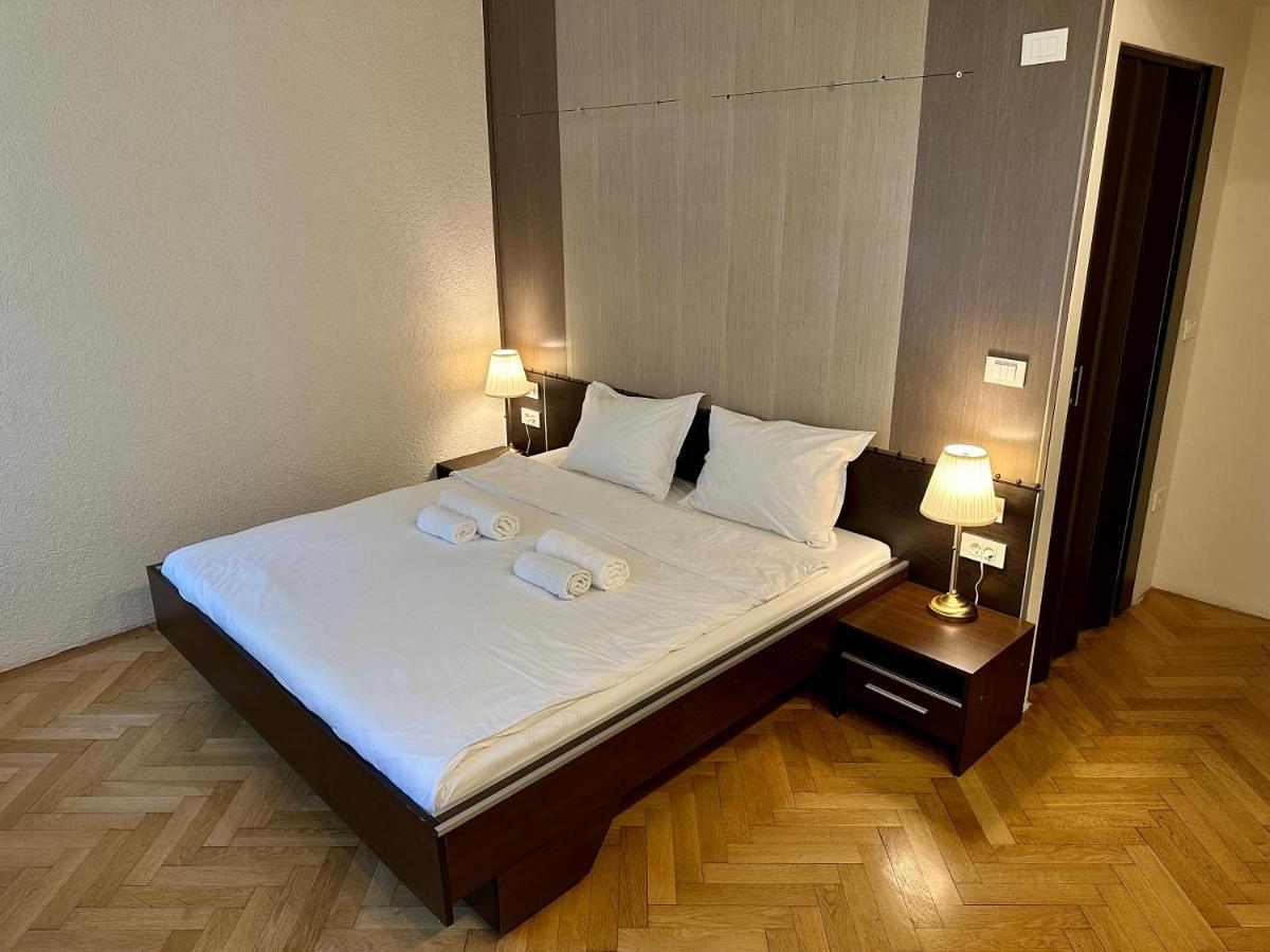 Schiller Apartment - Old Town Sibiu Bagian luar foto